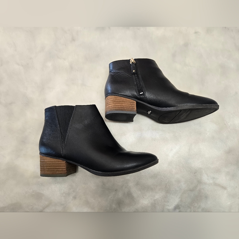 Dr. Scholl's Black Ankle Boots with Brown Stacked 2" Heel Size 8 M